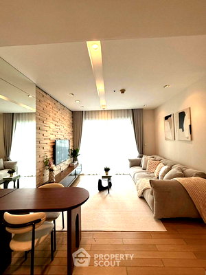 Condos for sale Gateway Ekamai : 2-BR Condo at Siri At Sukhumvit near BTS Thong Lor (ID 2460365)