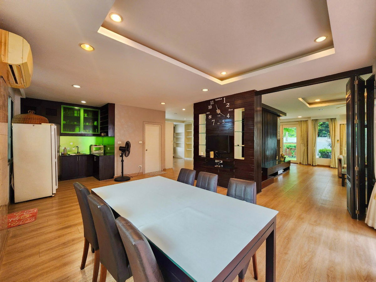 รูป HR3059ให้เช่าบ้านเดี่ยวหรู โครงการบ้านลาดพร้าว Exclusive and Residence ติดถนนเลียบด่วนเอกมัย- รามอินทราใกล้ห้าง เซ็นทรัล อีสวิล ใกล้ทางด่วน    - รูปที่ 29/51