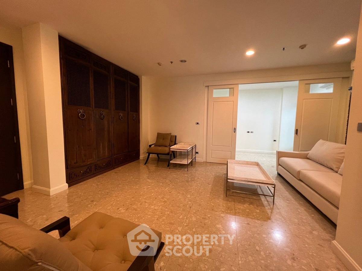 picture 3-BR Condo at The Crest Sukhumvit 34 near BTS Thong Lor (ID 1804635) - 33/36