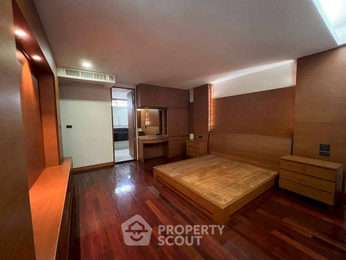 รูป คอนโด 4-ห้องนอน ที่ ซิตี้เลค ทาวเวอร์ สุขุมวิท 16 คอนโดมิเนียม ใกล้ BTS อโศก (ID 2213286) - รูปที่ 7/15