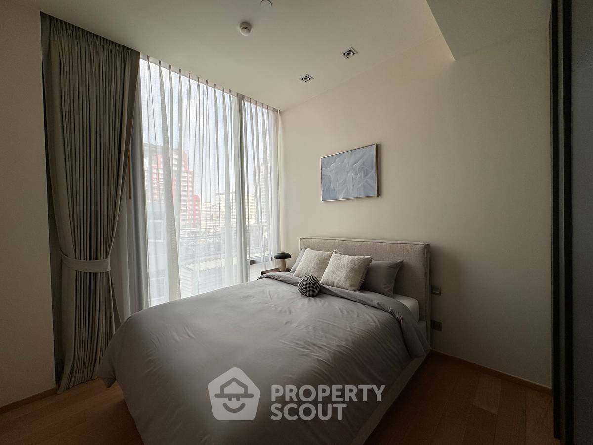 picture 2-BR Condo at 28 Chidlom near BTS Chit Lom (ID 2439946) - 9/15