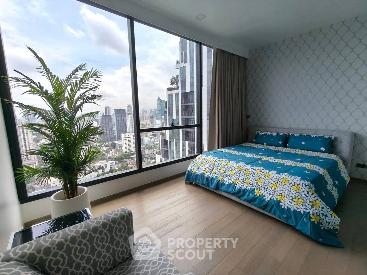 picture 3-BR Condo at Celes Asoke near MRT Sukhumvit (ID 2455129) - 2/5