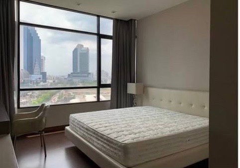 picture Ivy Ampio ( MRT Cultural Center ) 📍🆕🔆 - 4/7