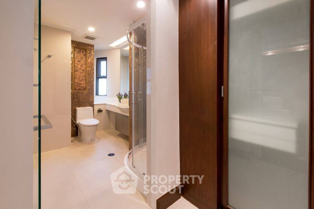 picture Spectacular High Rise 4-BR Penthouse near MRT Queen Sirikit National Convention Centre (ID 1286665) - 25/49