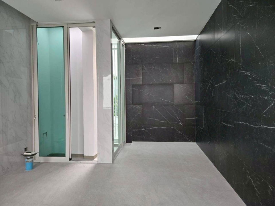 รูป ✨Modern Luxury house ✨ขายบ้านเดี่ยวโครงการ VIVE บางนา บ้านเปล่า สามารถออกแบบได้ตามสไตล์ของตัวเอง  SW003236 - รูปที่ 8/23