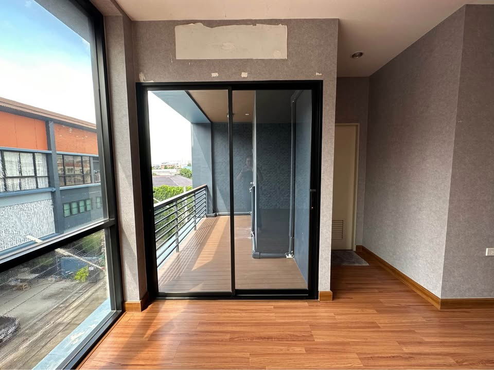 รูป HR3061ให้เช่าHome Office 3 ชั้น หมู่บ้าน Haus 35 ซอยแจ้งวัฒนะ 35 พร้อมเข้าอยู่ เหมาะทำเป็นโฮมออฟฟิศ - รูปที่ 20/36