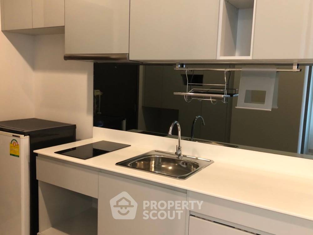 picture 1-BR Condo at Niche Pride Taopoon-Interchange near MRT Tao Poon (ID 594918) - 11/13