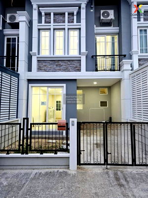 Townhouses for sale : For Sale Townhouse/Townhome  , Golden Town Siriraj-Ratchapruek , MRT-Bang Khun Non , Bang Khun Si , Bangkok Noi , Bangkok , CX-131389 ✅ Live chat with us ADD LINE @connexproperty ✅ 