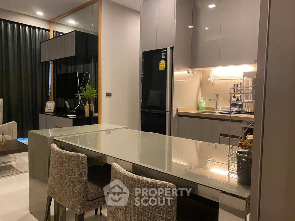 picture 2-BR Condo at M Silom near BTS Chong Nonsi (ID 1407861) - 3/17