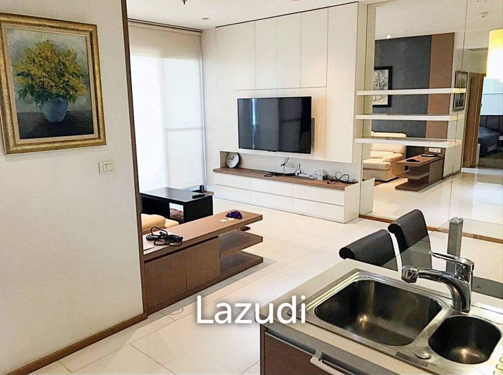 รูป Luxurious 1-Bedroom Condo with Stunning City Views - รูปที่ 2/8