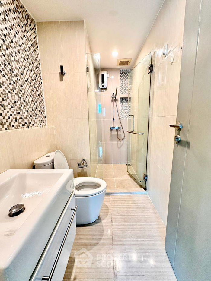 picture 2-BR Condo at Life Ratchadapisek near MRT Huai Khwang (ID 2447494) - 6/7