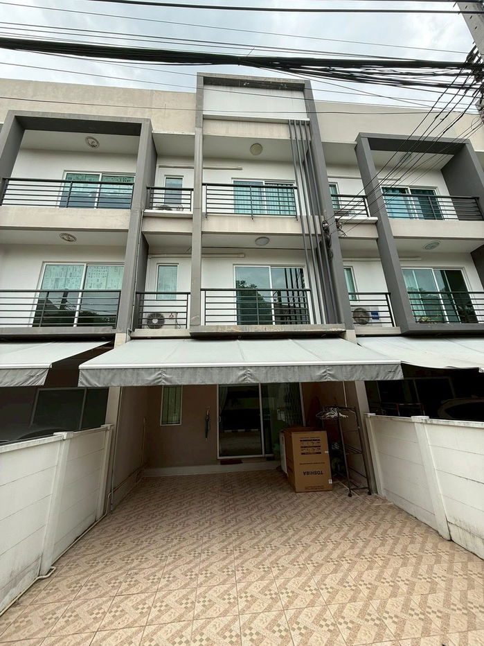 picture #R7954 🎉 021268 House for rent Baan Klang Muang Sukhumvit 77-On Nut 17 - 2/18