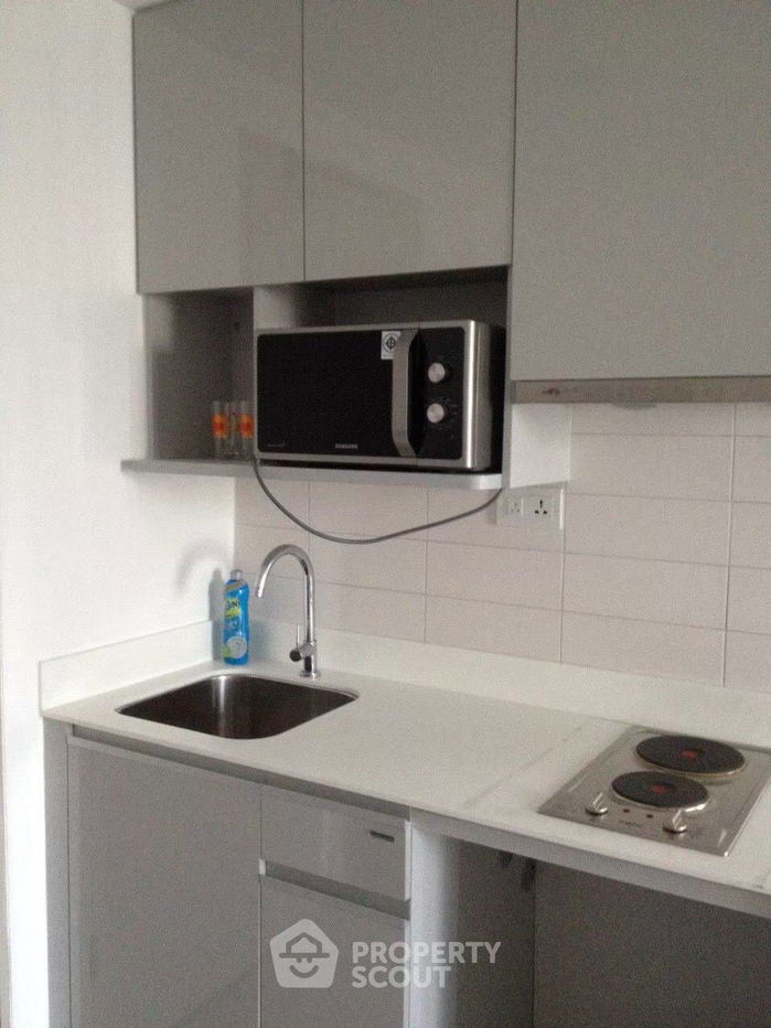 picture 1-BR Condo at Ideo Mobi Sathorn near BTS Krung Thon Buri (ID 364394) - 6/17