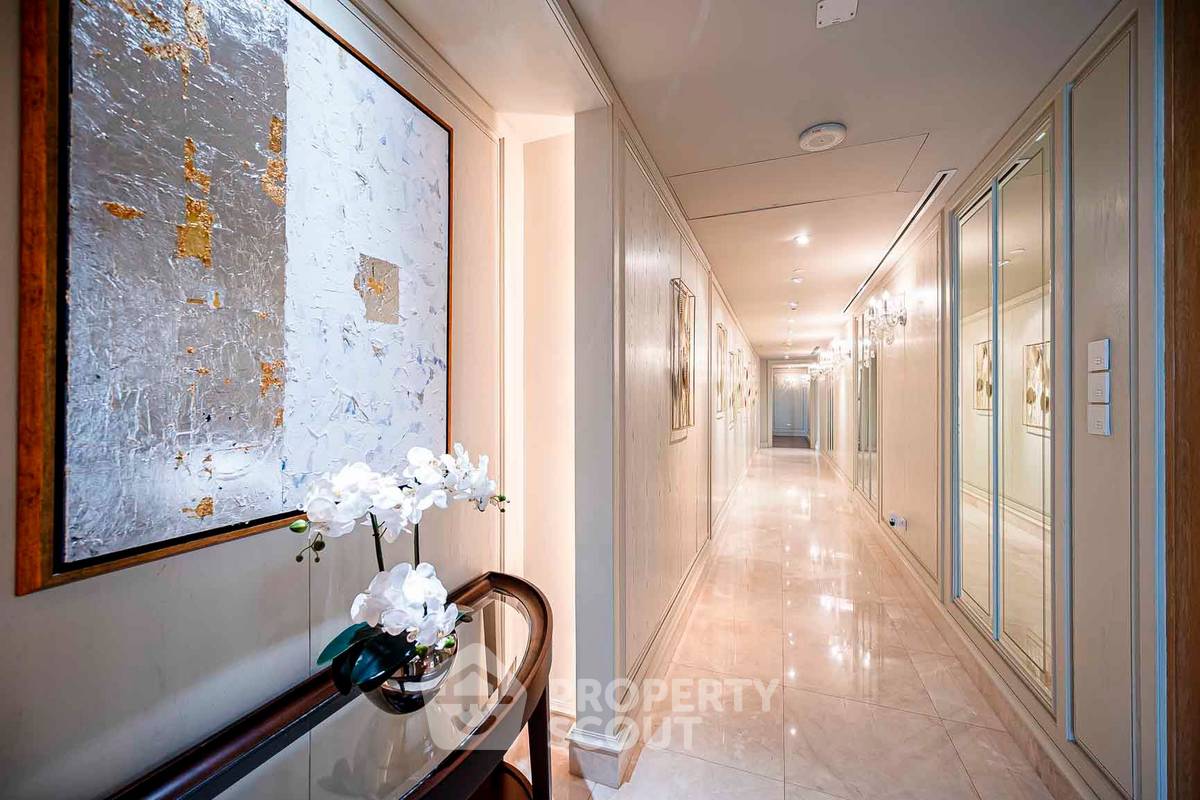 picture 3-BR Condo at The Residences At The St Regis Bangkok near BTS Ratchadamri (ID 2427779) - 7/14