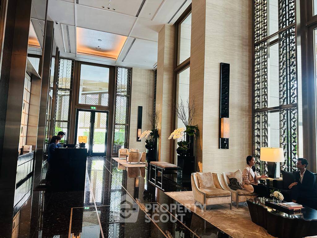 picture 2-BR Condo at Four Seasons Private Residences Bangkok near BTS Saphan Taksin (ID 1384195) - 11/19