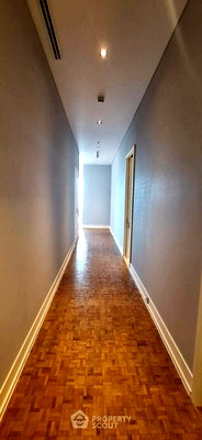 Condos for rent Silom and Sathorn Road : 2-BR Condo at The Ritz-Carlton Residences, Bangkok near BTS Chong Nonsi (ID 2359397)