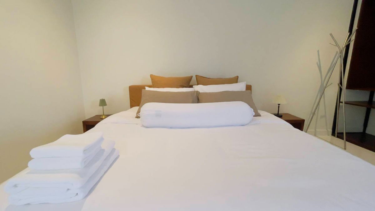 picture  Luxury house for rent with 4 bedrooms, 5 bathrooms, 1 kitchen, fully furnished with a private pool and large garden. - 10/23