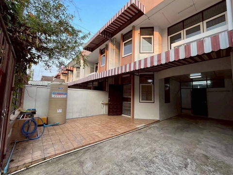 🏘️ Townhouse for Rent – Spacious 2-Storey Unit (30 sq.w.) | 6-Meter Wide Frontage | Near Siriraj Hospital | Located in Soi Chak Phra 16, Taling Chan