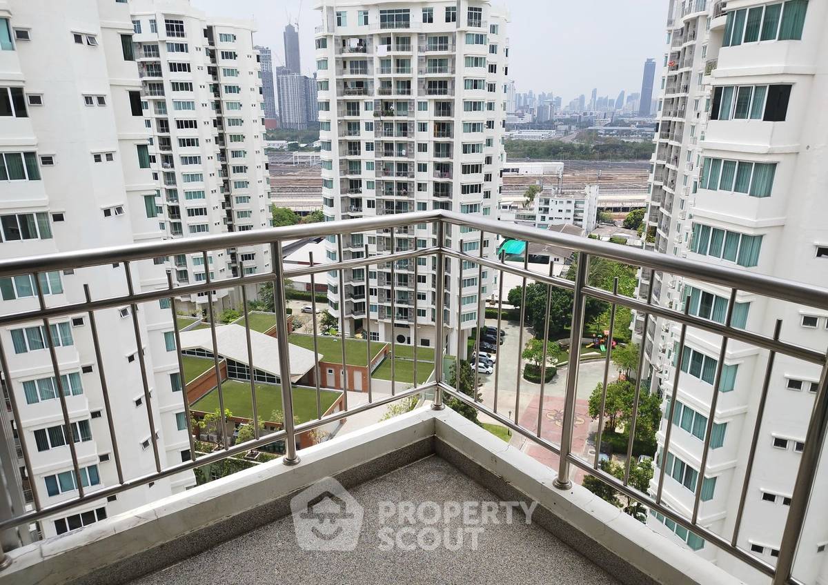 picture 2-BR Condo at Supalai Wellington near MRT Thailand Cultural Centre (ID 2460896) - 7/13