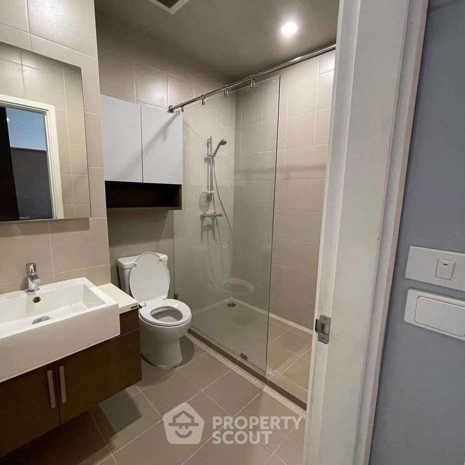 รูป คอนโด 2-ห้องนอน ที่ ไฮฟ์ สาทร ใกล้ BTS กรุงธนบุรี (ID 2400832) - รูปที่ 10/11