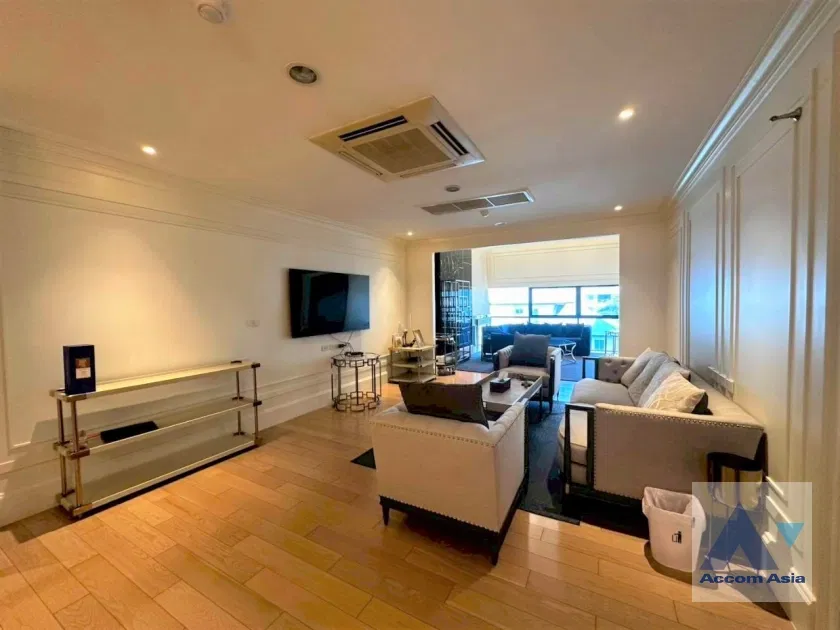 picture 🔼🔽 AccomA 📩  4 BR Townhouse in Khlong Tan Nuea (AA45115) - 2/20