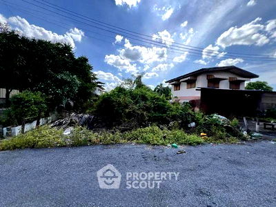 ที่ดิน สะพานใหม่ : ที่ดินสำหรับปล่อยขาย 464 ตารางเมตร แถว ใน ท่าแร้ง (ID 2433009)