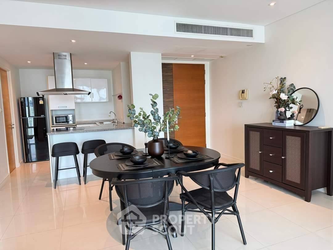 picture 2-BR Condo at Fullerton Sukhumvit near BTS Ekkamai (ID 1928361) - 6/19