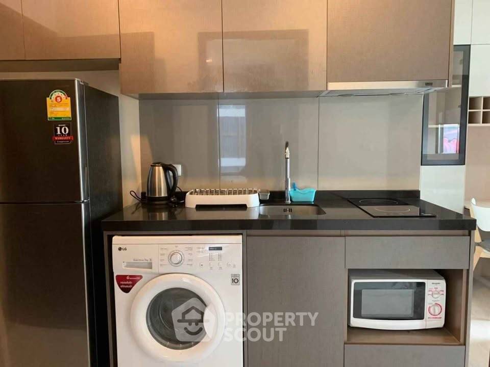 picture 2-BR Condo at Rhythm Asoke near MRT Phra Ram 9 (ID 2378411) - 11/17