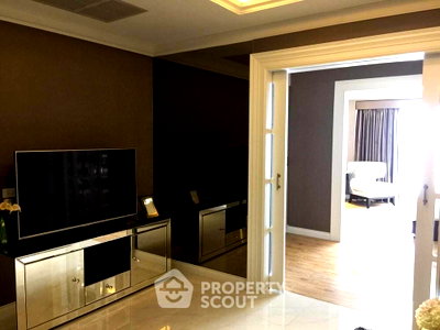 Condos for rent : 1-BR Condo at Nusa State Tower Condominium near BTS Saphan Taksin (ID 59644)