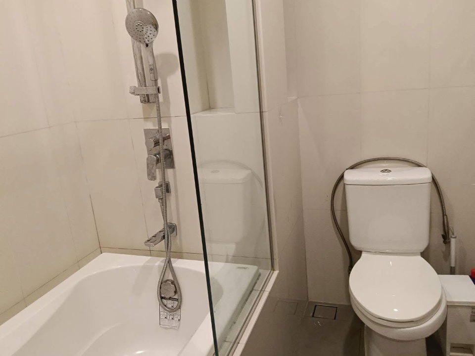 picture code : E08 OKA HAUS Sukhumvit 36 - 4/10