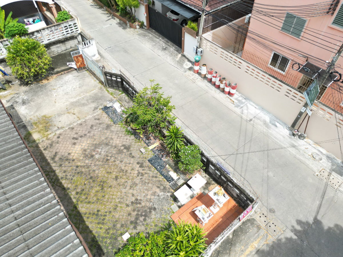 รูป ขายที่ดินสวย แปลงมุม 105 ตรว. กว้าง 20 ลึก 21 เมตร ซอยลาดพร้าว 93 95 97 99 ใกล้ รพ.ลาดพร้าว ฟู้ดแลนด์ลาดพร้าว สถานีรถไฟฟ้า BTS มหาดไทย - รูปที่ 15/21