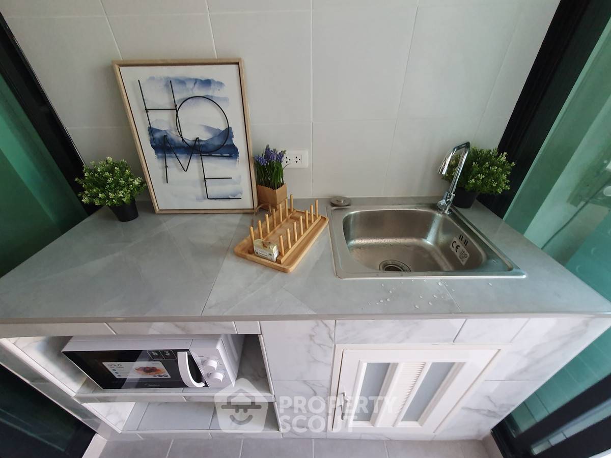 รูป คอนโด 1-ห้องนอน ที่ รีช พหลโยธิน 52 ใน คลองถนน (ID 2430450) - รูปที่ 7/8