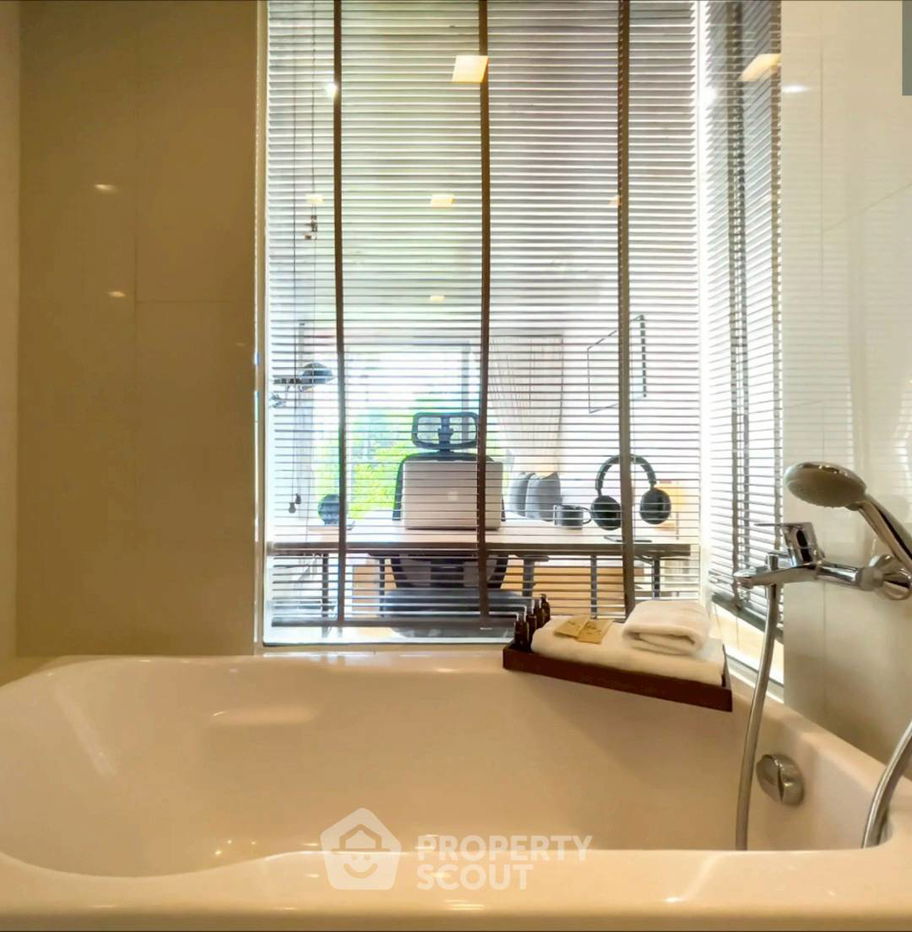 picture 2-BR Condo at Via 31 near MRT Sukhumvit (ID 2377699) - 4/13