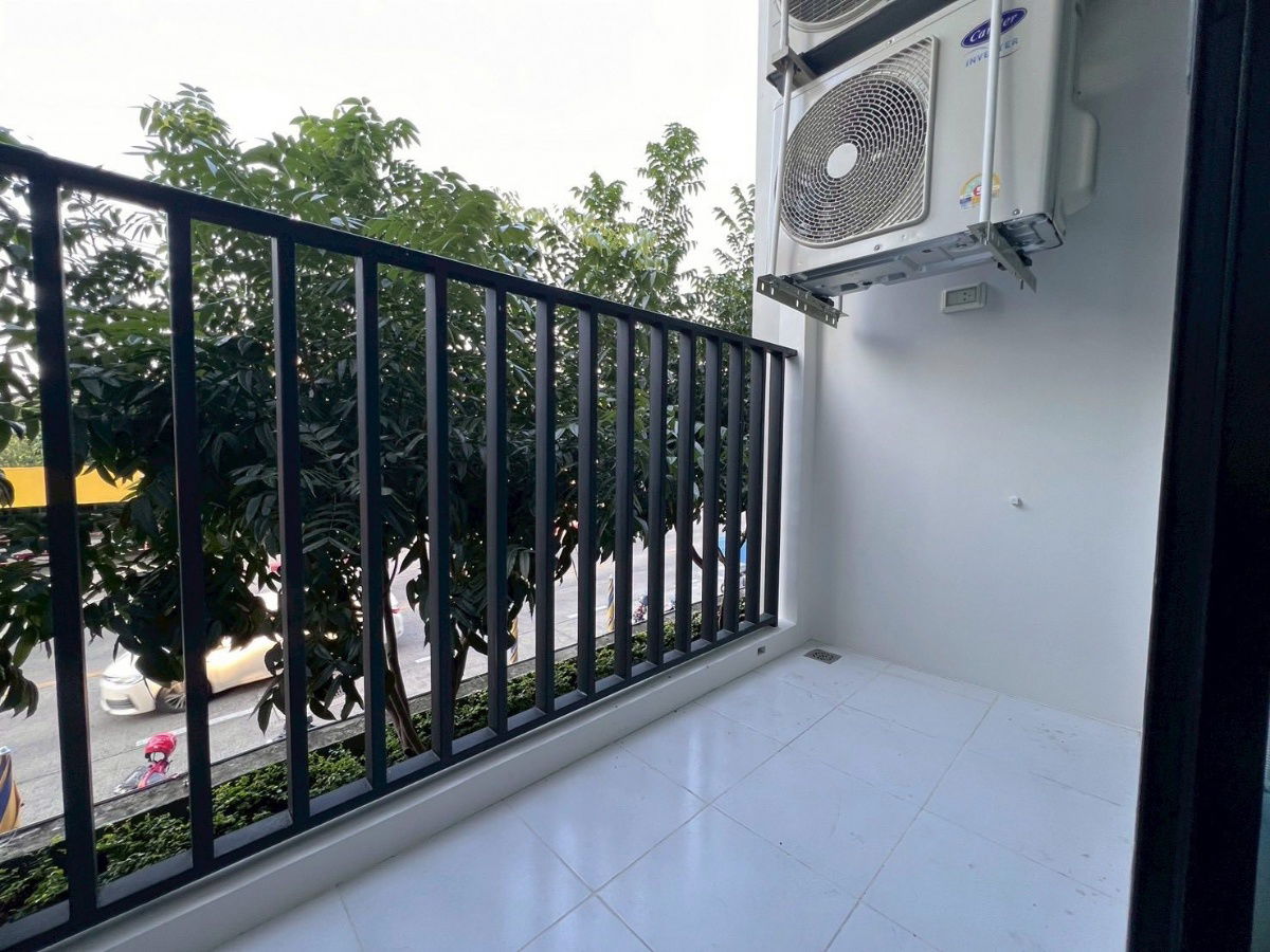 picture ✨ #OL2307_349✨ 𝗙𝗼𝗿 𝗥𝗲𝗻𝘁 2️⃣5️⃣k.🔥🔥 #Near MRT Lat Phrao ✨#Vacant room Condo Chewathai Hallmark Lat Phrao Chokchai 4 Phase 2 - 12/15