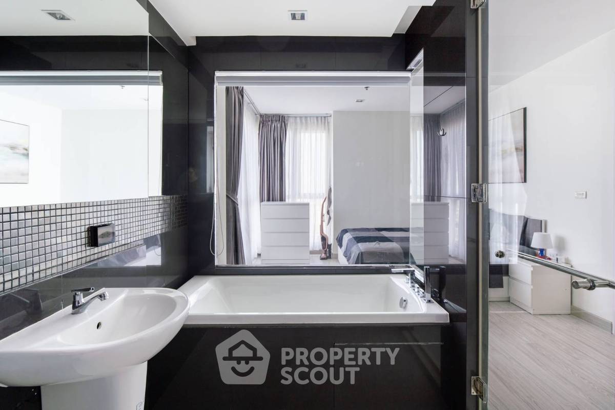 picture 2-BR Condo at Rhythm Sukhumvit 50 near BTS On Nut (ID 2439370) - 9/13