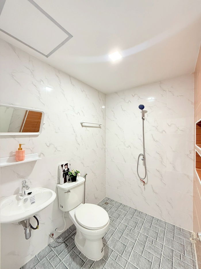 รูป  ทาวน์เฮาส์ 2 ชั้น รีโนเวทใหม่ ทำเลดี แถมเฟอร์นิเจอร์ครบครัน หมู่บ้าน มารวย2 ถนนพหลโยธิน54/1 สายไหม บางเขน - รูปที่ 18/21