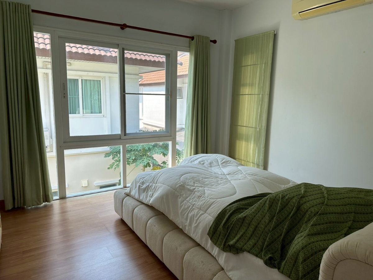 picture For Sale: Casalunar Village, in pristine condition, ready for viewing: 3 bedrooms, 3 bathrooms, 64 sq m. - 18/25