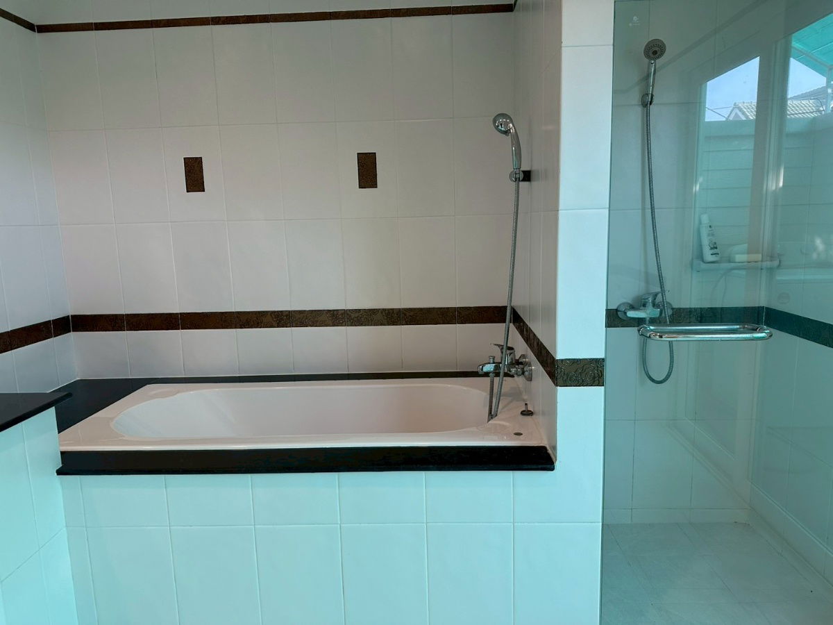 picture A home filled with warmth… and luxury in every corner: Casa Luna Village, 3 bedrooms, 4 bathrooms, land area 79 sq m. - 16/26