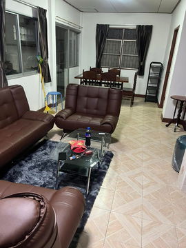 For rent, for rent, for lease, single house, Ratchada 3/8, cheap price, interested, Line: @951qfbfi