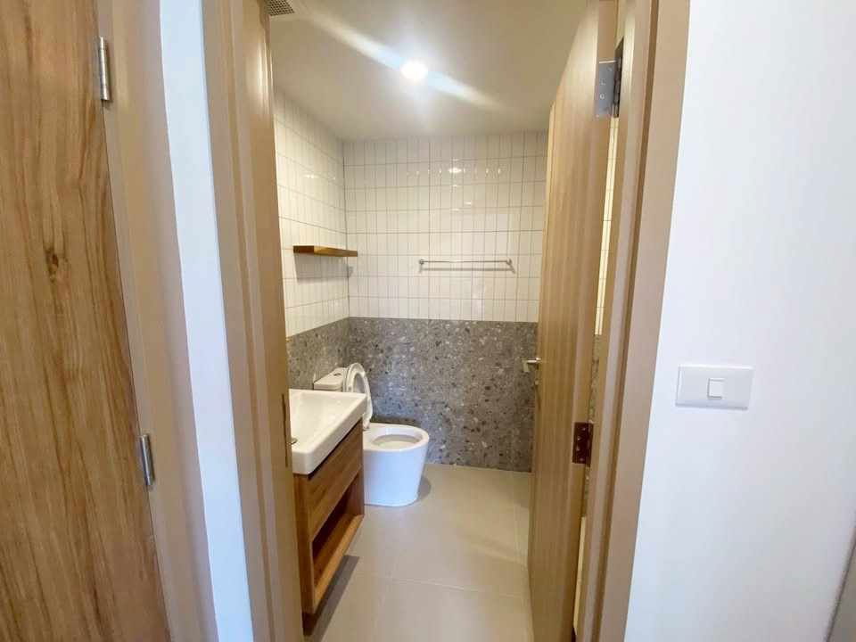 รูป ห้องว่าง❤️ราคาต่อรองได้✅สนใจห้องนี้ทักได้เลยนะคะ❣️❣️❣️จตุจักร 💥เดอะ ไลน์ ไวบ์ พหลโยธิน🔴🟢🟡 - รูปที่ 18/26