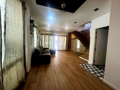 Houses for rent Bangkok : For rent, for rent, townhouse, Lat Phrao 101, Pho Kaew 2, cheap price, interested, Line: @951qfbfi