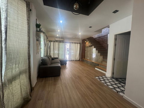 เช่า ให้เช่า ปล่อยเช่า ทาวน์เฮาส์ ลาดพร้าว101 โพธิ์แก้ว2 ราคาถูก สนใจ Line: @951qfbfi