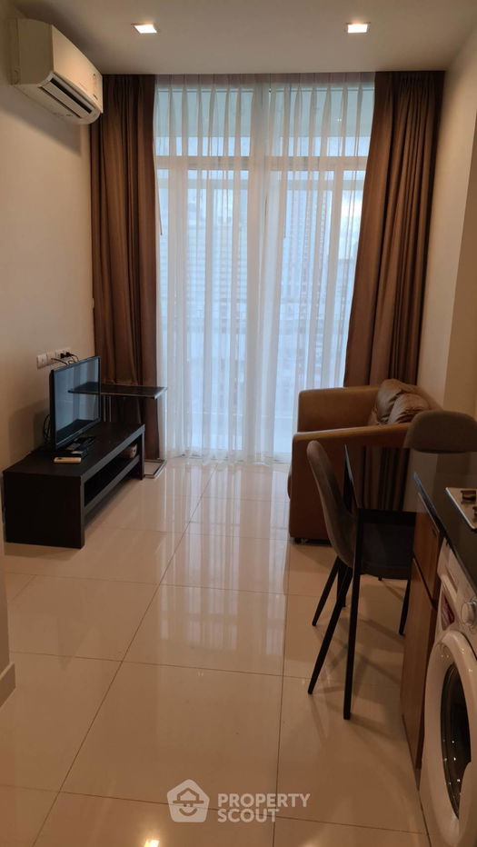 picture 1-BR Condo at Ideo Verve Ratchaprarop near ARL Ratchaprarop (ID 2461848) - 2/9