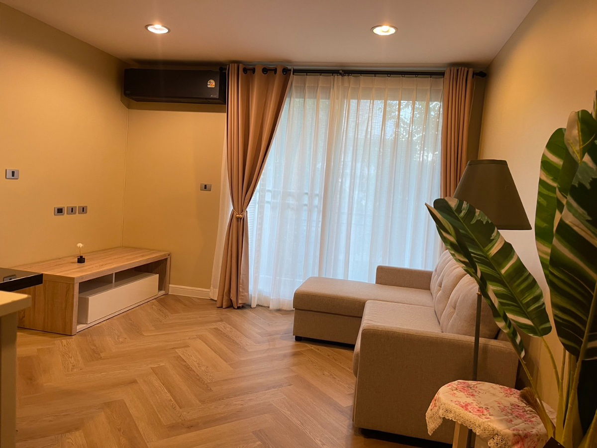 รูป Urgent Rental! The Crest Sukhumvit 24 - 1 Bedroom | 47 sq.m. | Exceptional Value! - รูปที่ 2/15