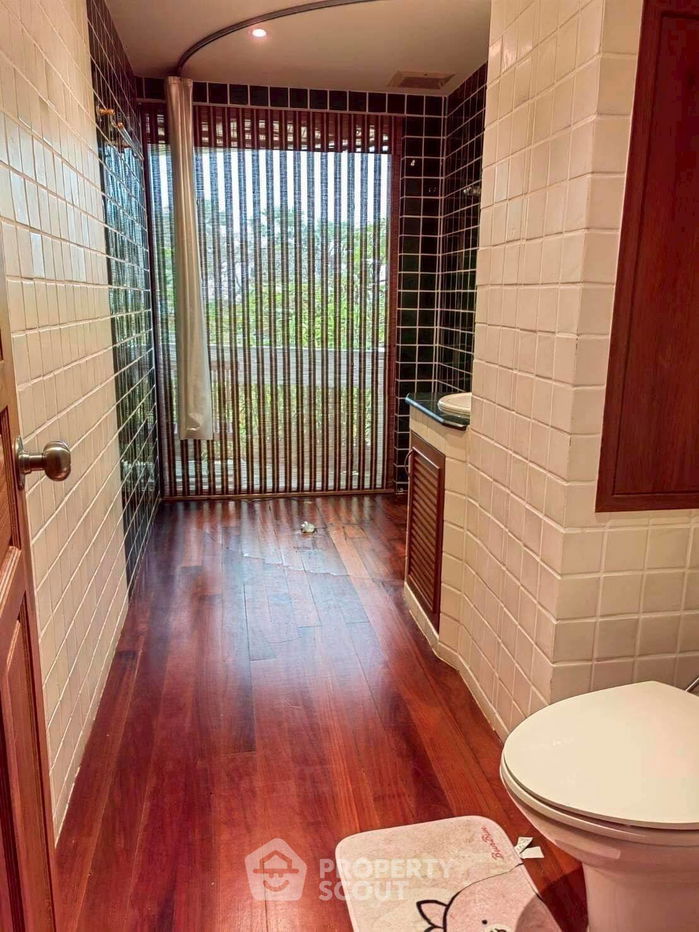 picture 3-BR Condo at Garden Cliff 2 Condominium close to Pattaya South (ID 2417764) - 7/14