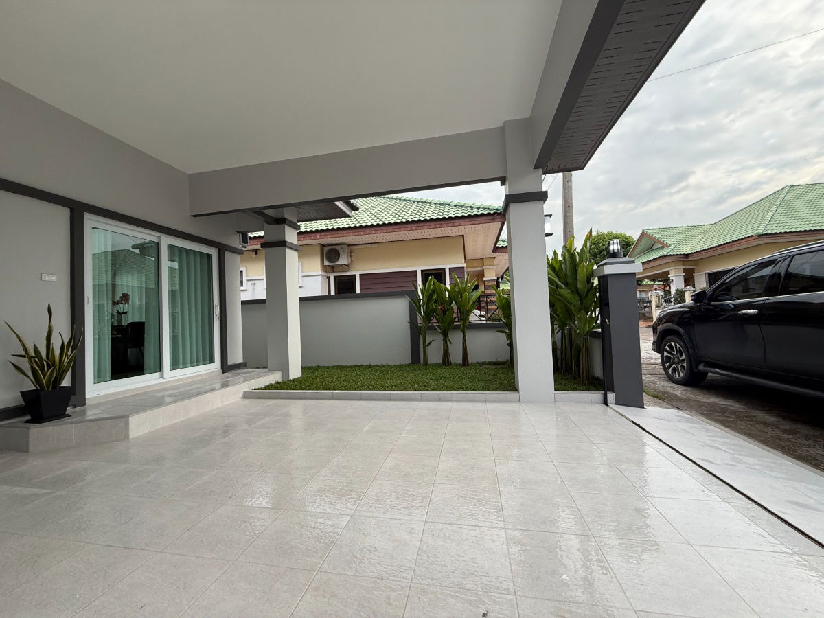 รูป ขายบ้านเดี่ยว 3 ห้องนอน รีโนเวทใหม่สวย เนื้อที่ 52ตร.ว. เฟอนิเจอร์และเครื่องใช้ไฟฟ้าครบ พร้อมอยู่ - รูปที่ 3/10