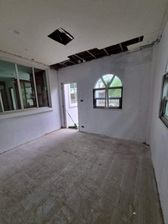 picture 🏡 𝗛𝗢𝗨𝗦𝗘 𝗙𝗢𝗥 𝗦𝗔𝗟𝗘 | Baan Arpakorn 3 ⚡️ - 9/21