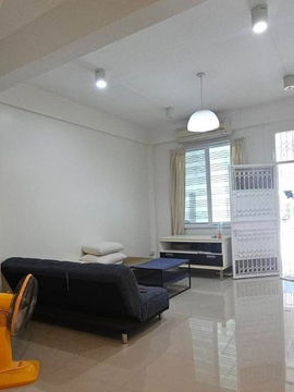 🏠 ให้เช่าทาวน์เฮ้าส์ 3 ชั้น 18 ตร.วา ใกล้รถไฟฟ้าสายสีเหลือง, โรงเรียนเตรียมอุดมศึกษา พัฒนาการ