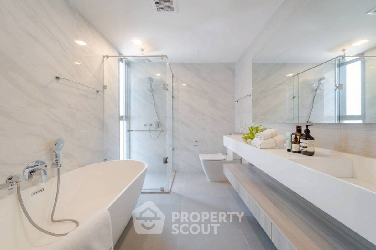 รูป คอนโด 3-ห้องนอน ที่ ฟินน์ สุขุมวิท 31 ใกล้ MRT สุขุมวิท (ID 2460972) - รูปที่ 11/18