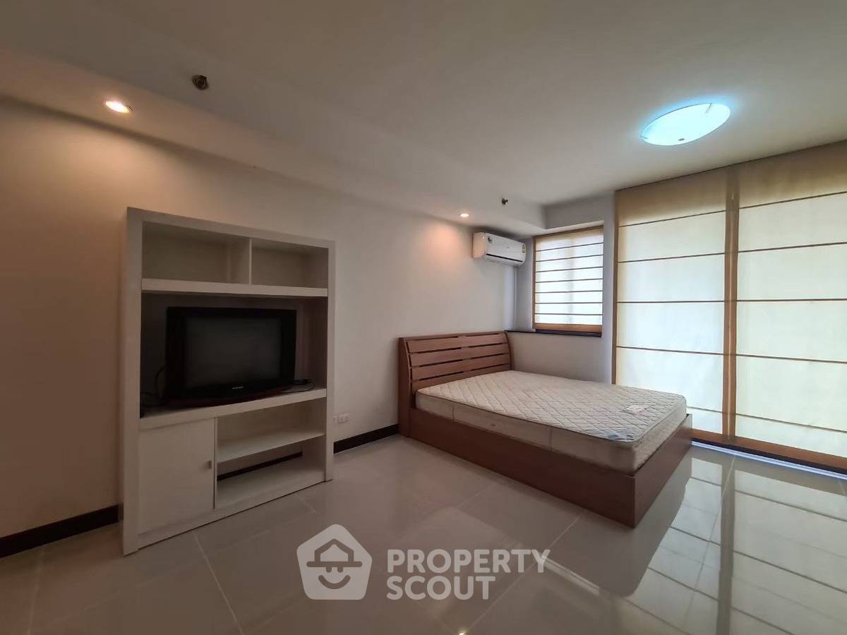 picture 1-BR Condo at Supalai Oriental Place Sathorn Suanplu near MRT Lumphini (ID 1919414) - 4/9
